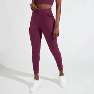 BuffBunny Throw Back Joggers La Reina Magenta Size XL